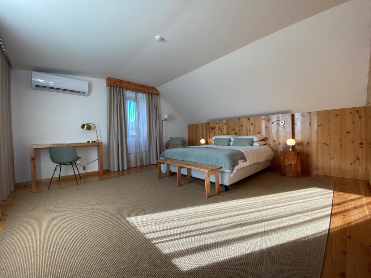 Nature & Sea - Casa Vinhateira East Duplex คาลัวรา ภายนอก รูปภาพ